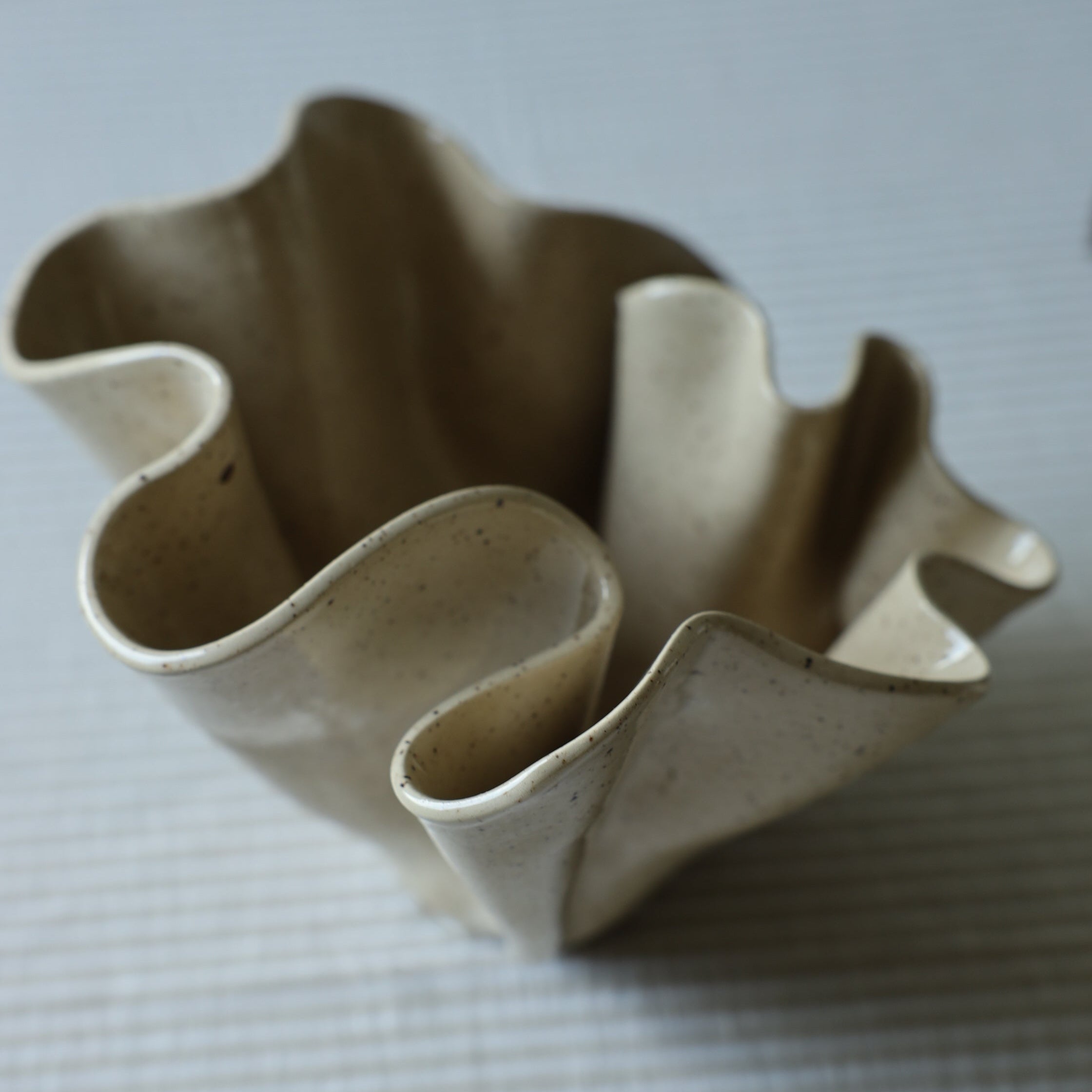 Vase à fleurs — Drapé