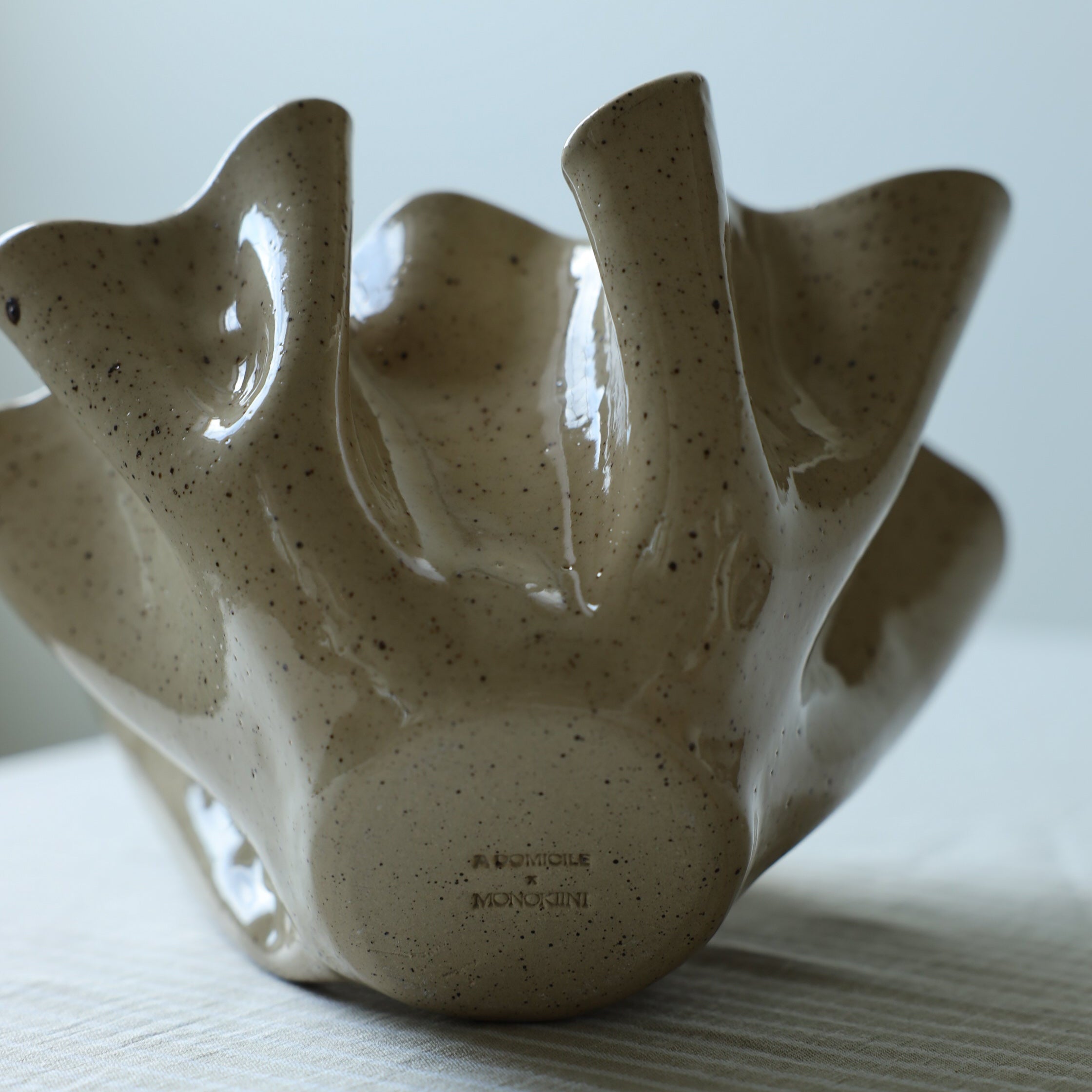 Vase à fleurs — Drapé